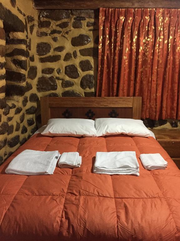 Rumi Sonqo Hostel Ollantaytambo Exterior foto